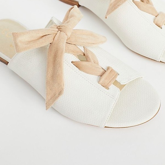 NIB Nude Soft Laces Chic Mule Slide Sandals - Picture 6 of 8